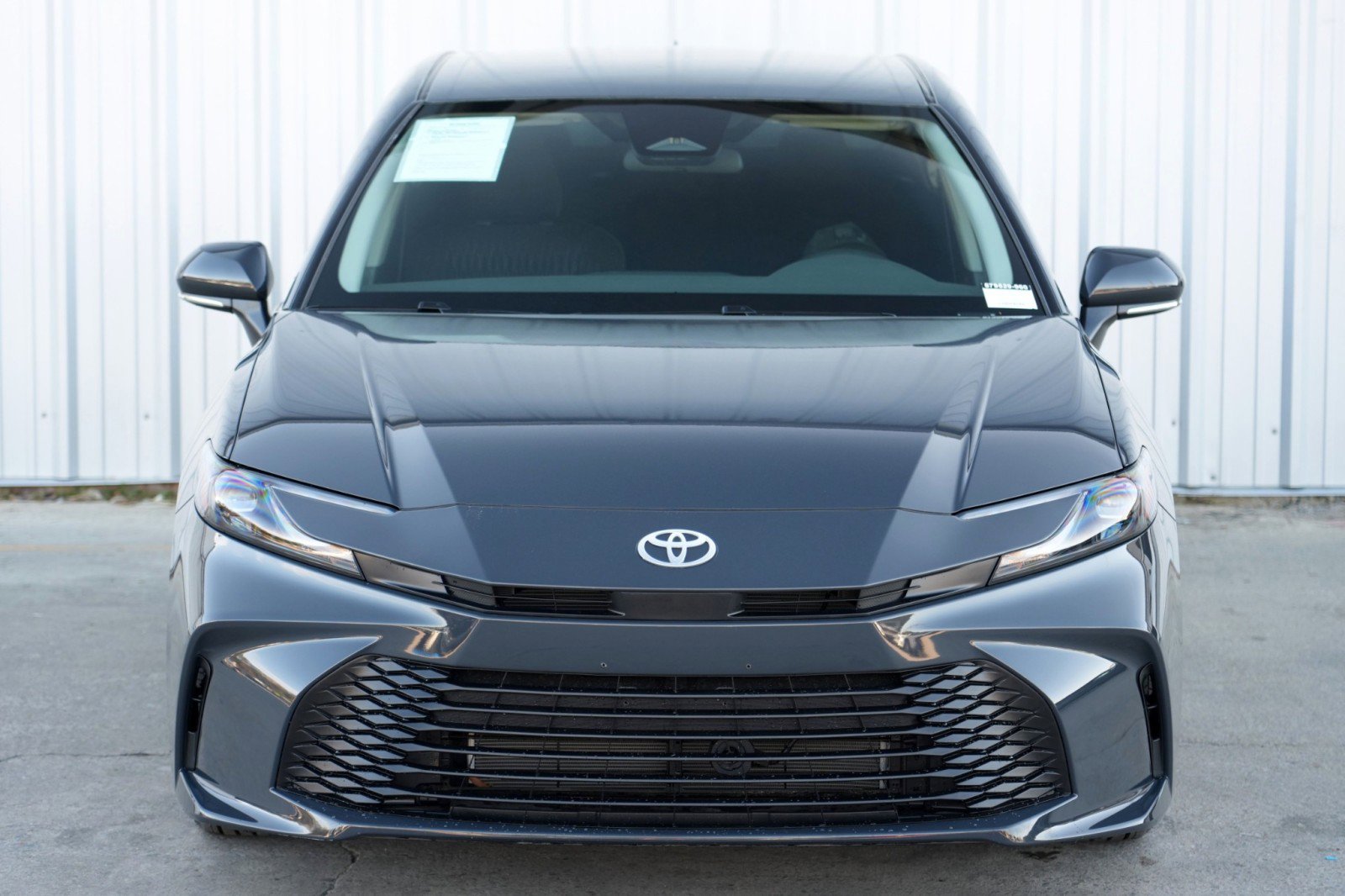 Used 2025 Toyota Camry LE image 43