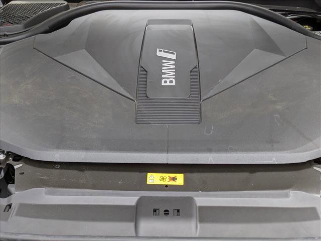 Used 2024 BMW i5 eDrive40i w/ Premium Package image 18