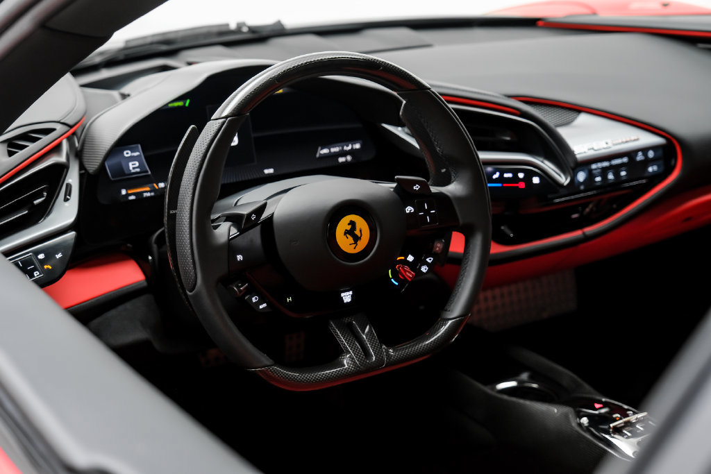 Used 2023 Ferrari SF90 Stradale AWD/4WD image 21