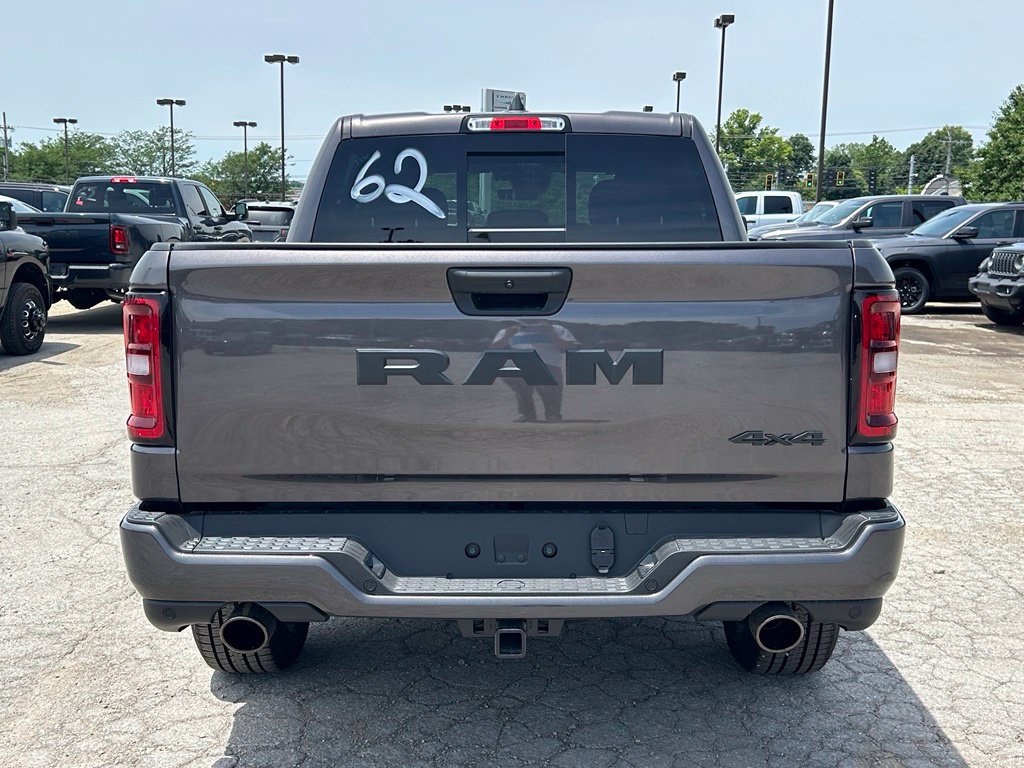 New 2026 RAM 1500 Express AWD/4WD image 7