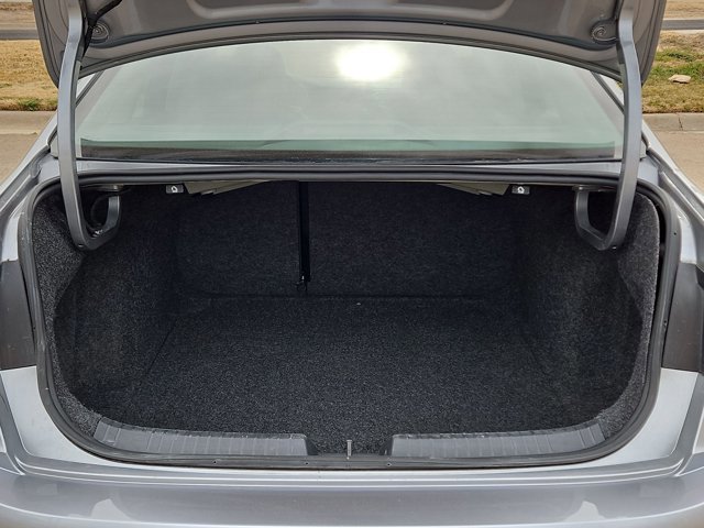 Used 2024 Volkswagen Jetta SE image 6