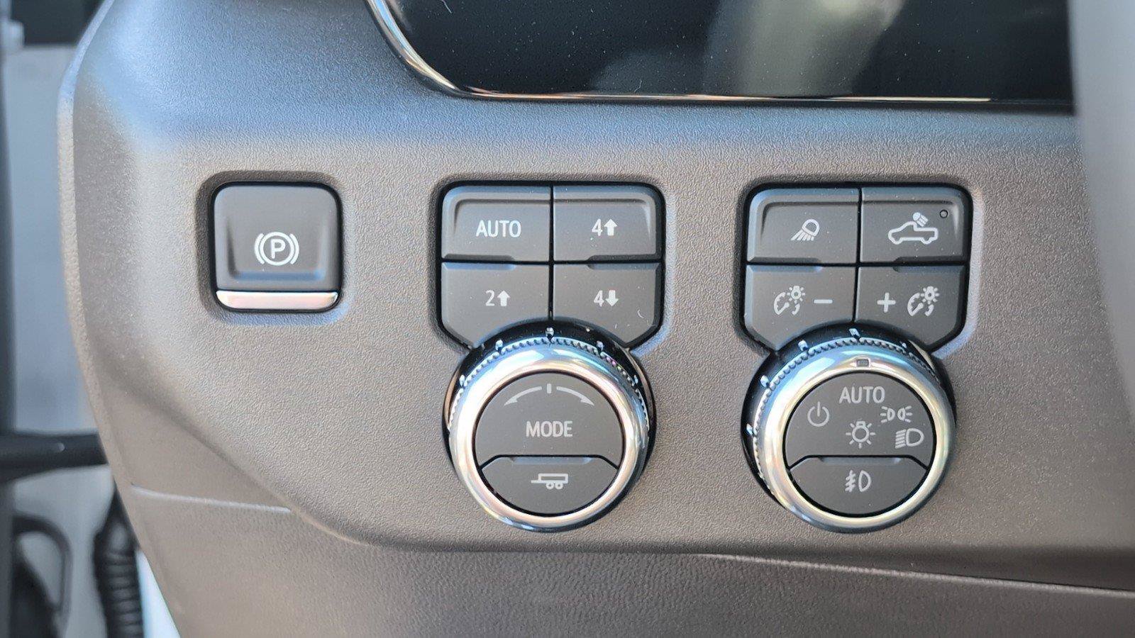 New 2026 GMC Sierra 1500 SLT w/ SLT Premium Plus Package AWD/4WD image 32