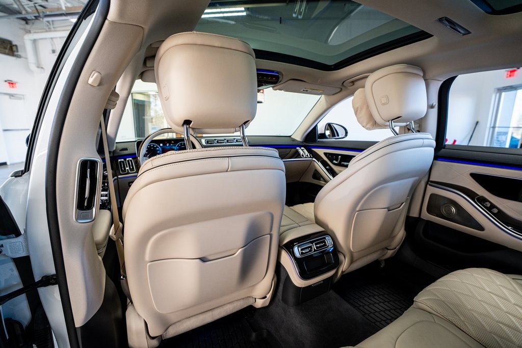 Used 2024 Mercedes-Benz S 580 S 580 image 56