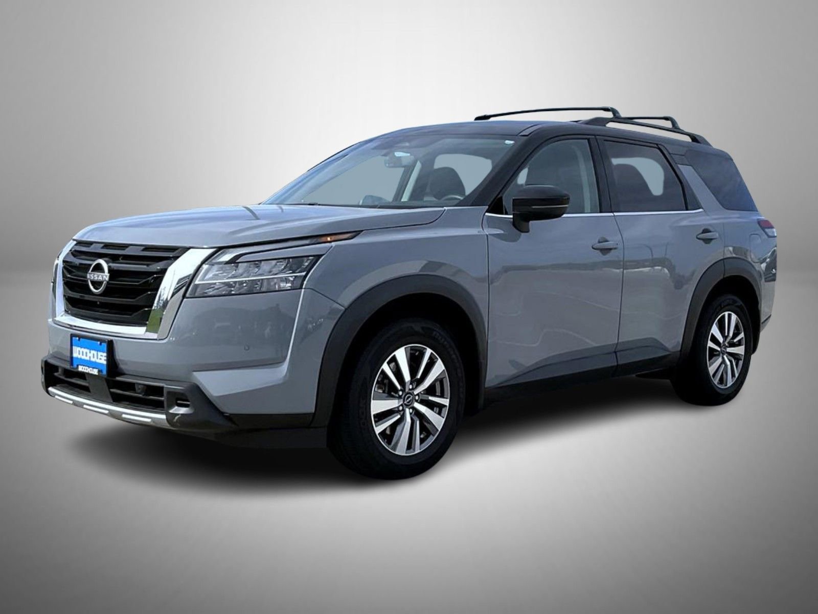 Used 2023 Nissan Pathfinder SL AWD/4WD image 1