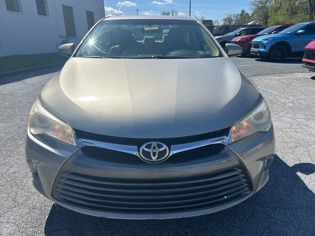 Used 2017 Toyota Camry LE image 9