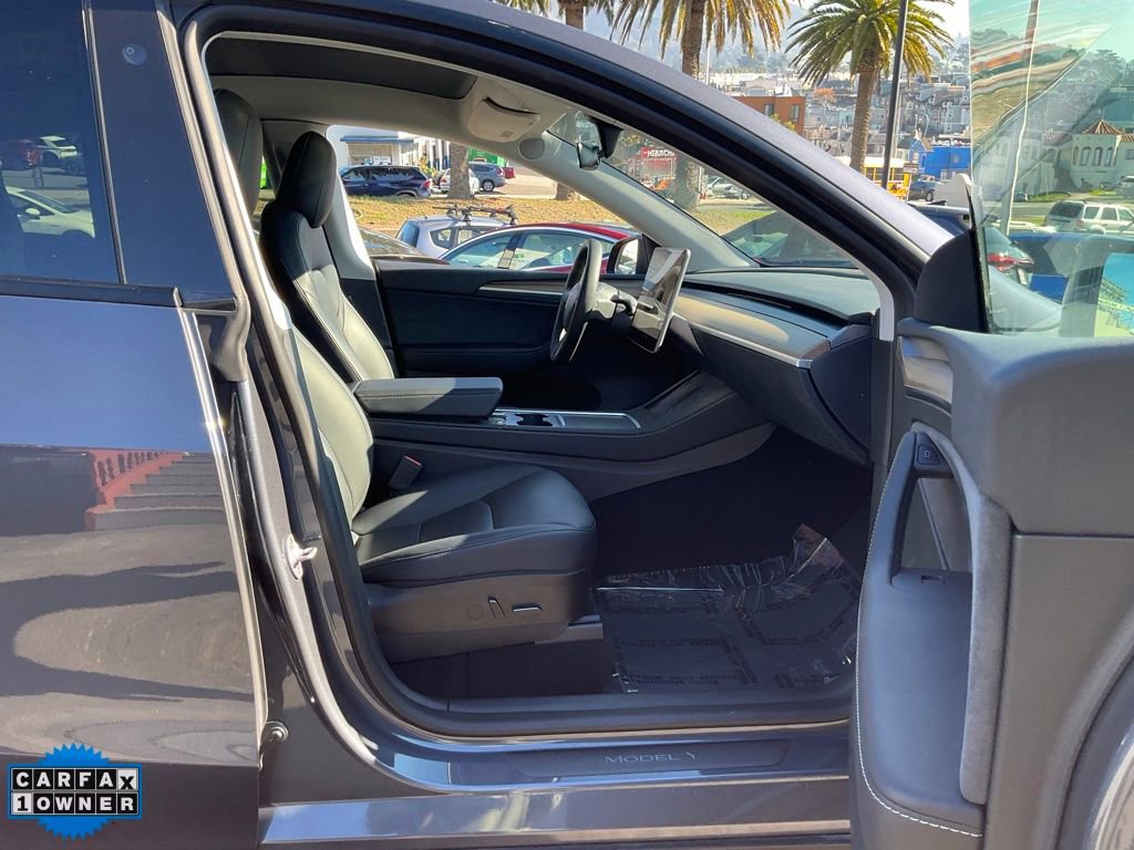 Used 2023 Tesla Model Y Long Range image 72