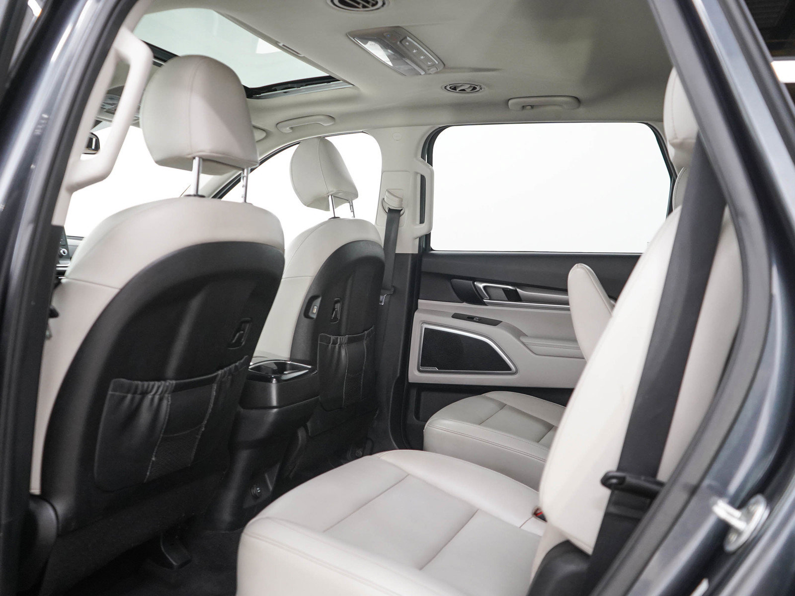 Used 2020 Kia Telluride S AWD/4WD image 17