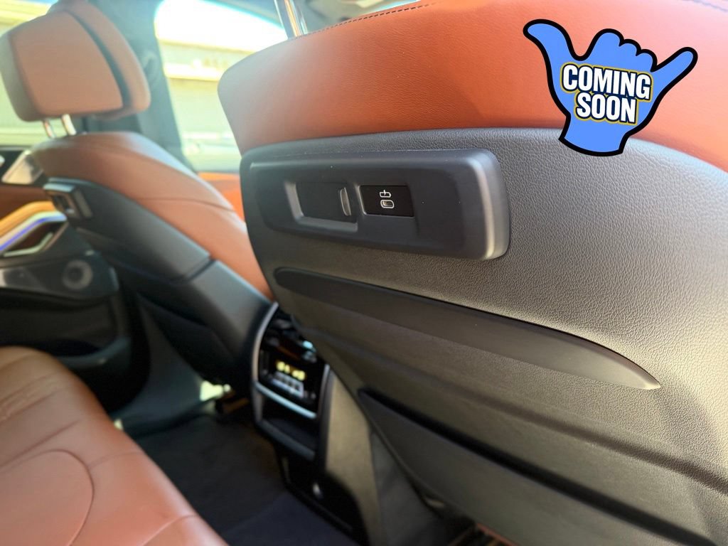 Used 2022 BMW X6 M50i w/ Executive Package AWD/4WD image 19