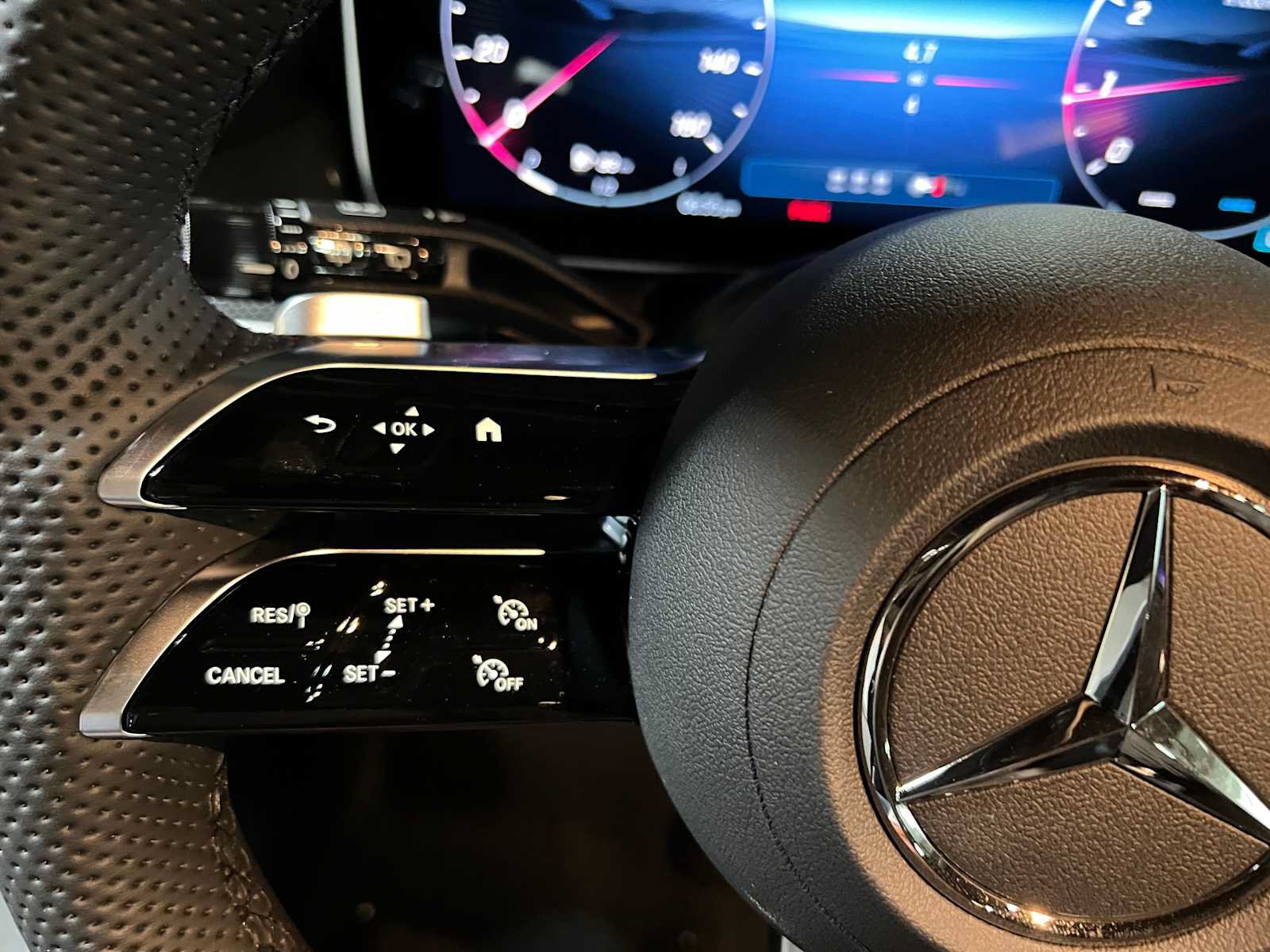 New 2026 Mercedes-Benz GLC 300 4MATIC image 25