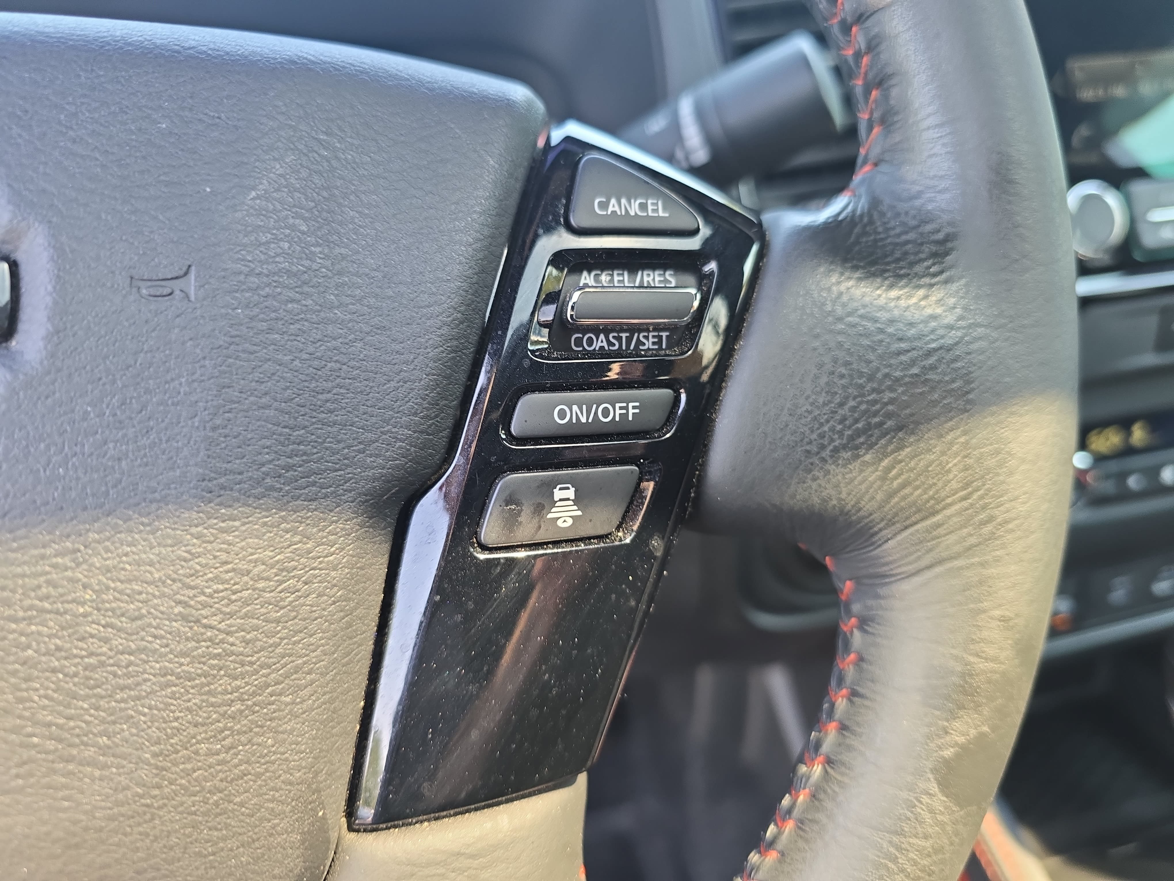 Used 2023 Nissan Frontier PRO-4X w/ Pro-4X Premium Package AWD/4WD image 18