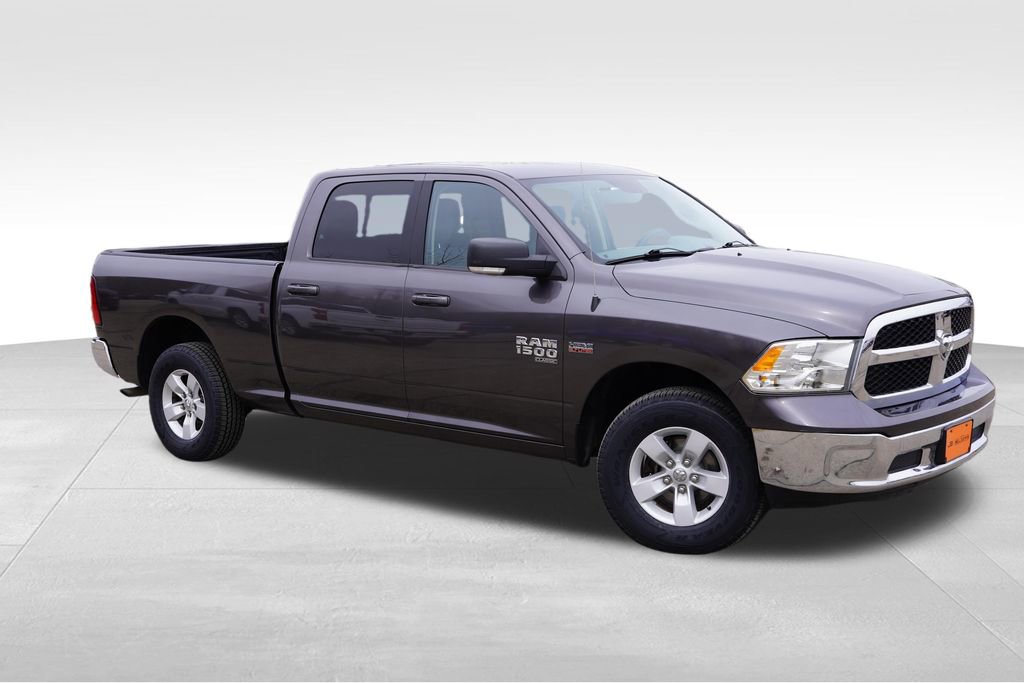 Certified 2019 RAM 1500 Classic SLT w/ Luxury Group image 2