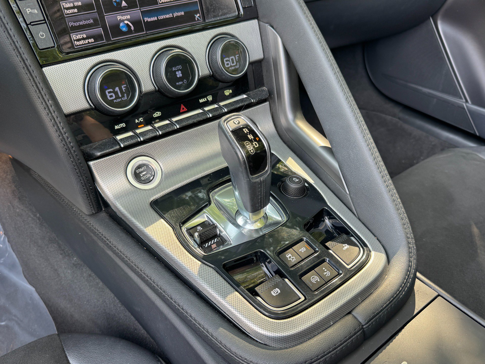 Used 2014 Jaguar F-TYPE Convertible RWD image 46