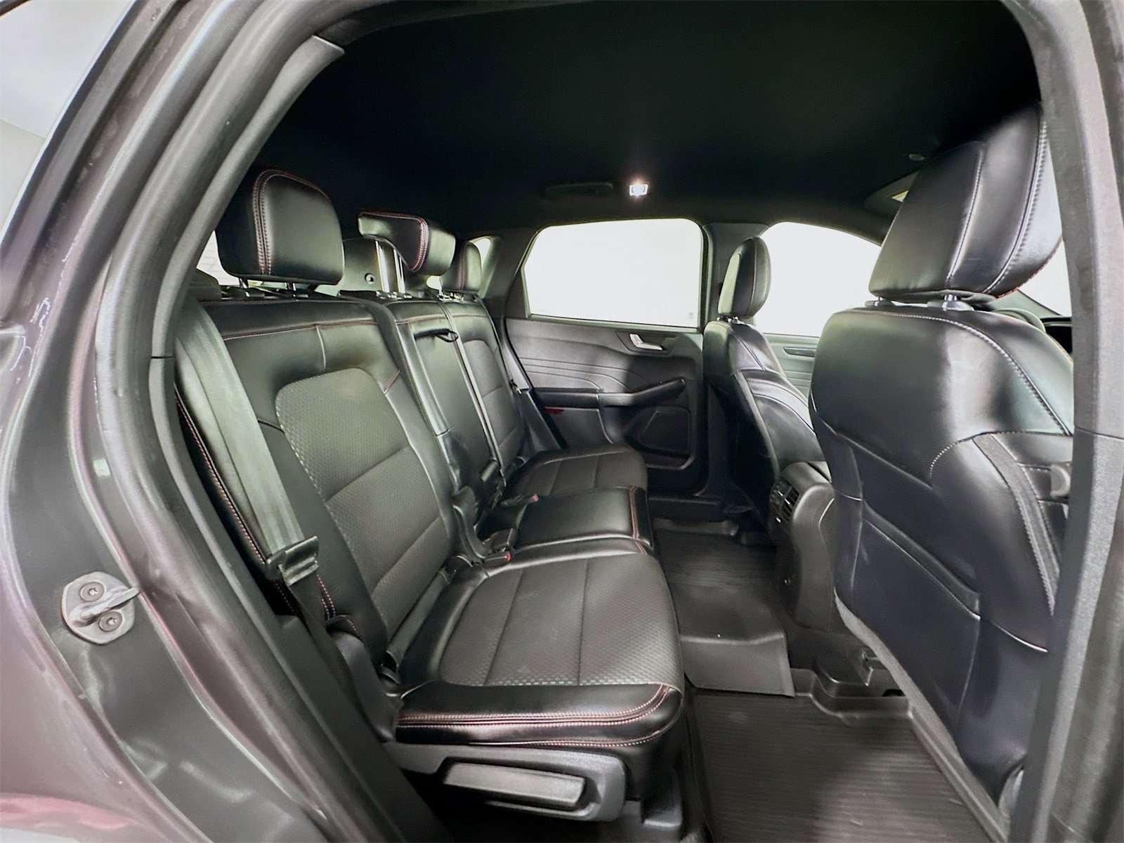 Used 2024 Ford Escape ST-Line w/ Tech Pack #1 image 25