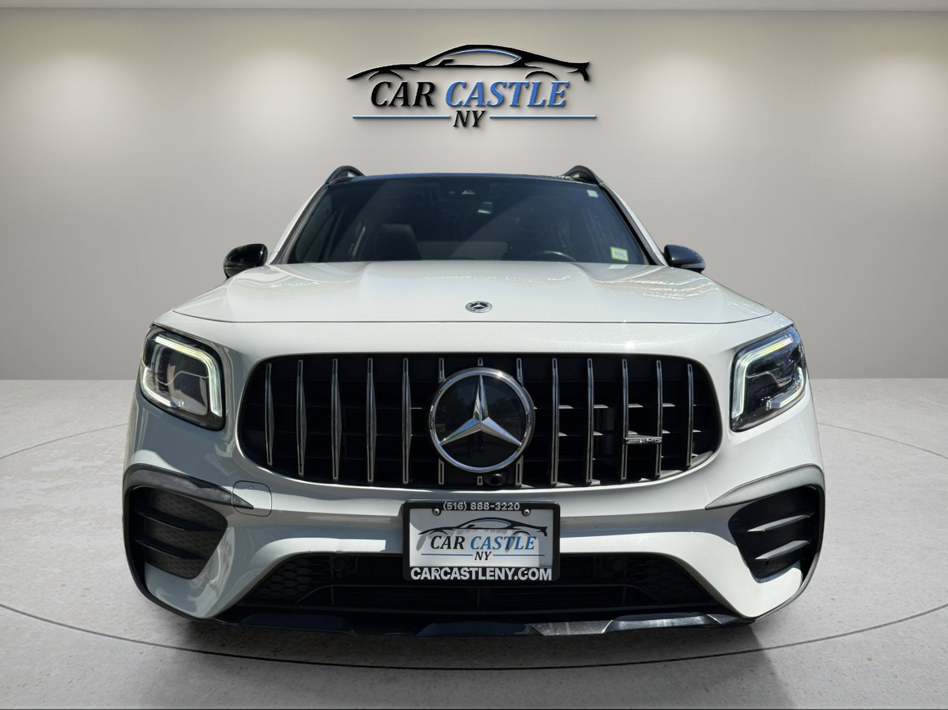 Used 2021 Mercedes-Benz GLB 35 AMG 4MATIC image 3