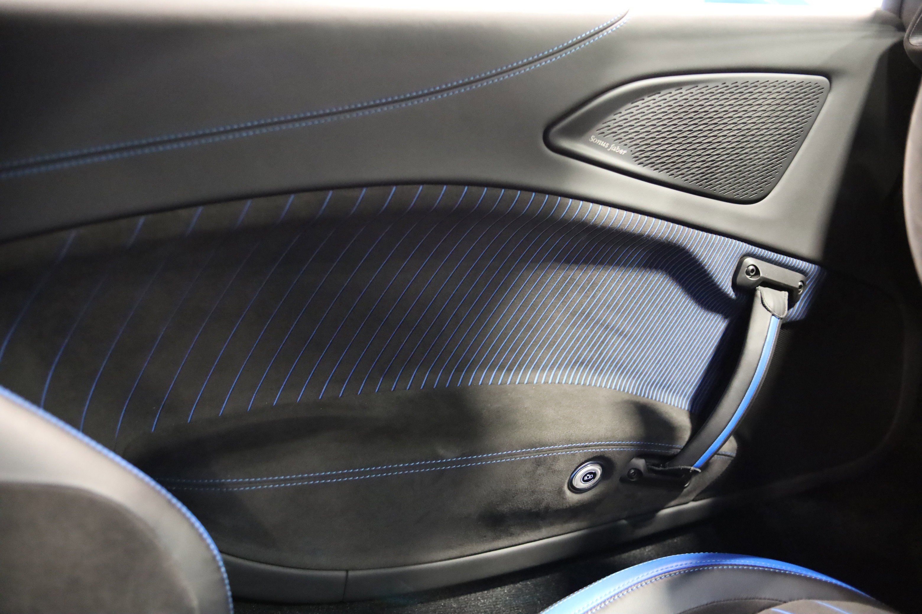 Used 2022 Maserati MC20 Coupe RWD image 14