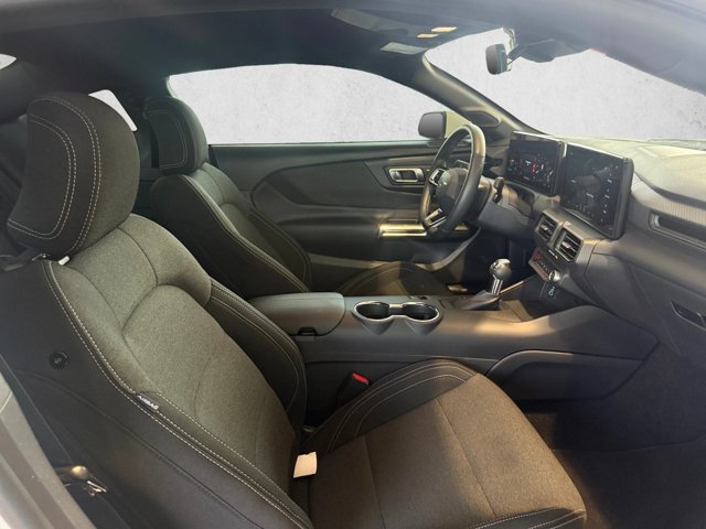 Used 2024 Ford Mustang Coupe RWD image 15
