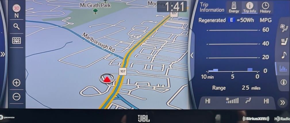 Used 2022 Toyota Venza Limited image 22