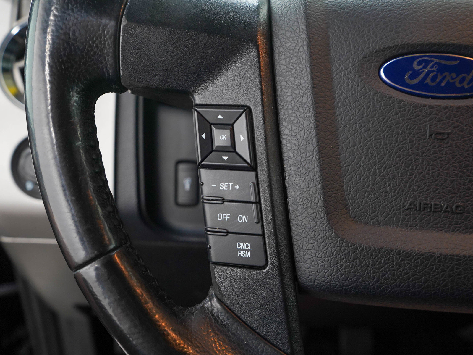 Used 2016 Ford Expedition EL XLT w/ Equipment Group 202A AWD/4WD image 26