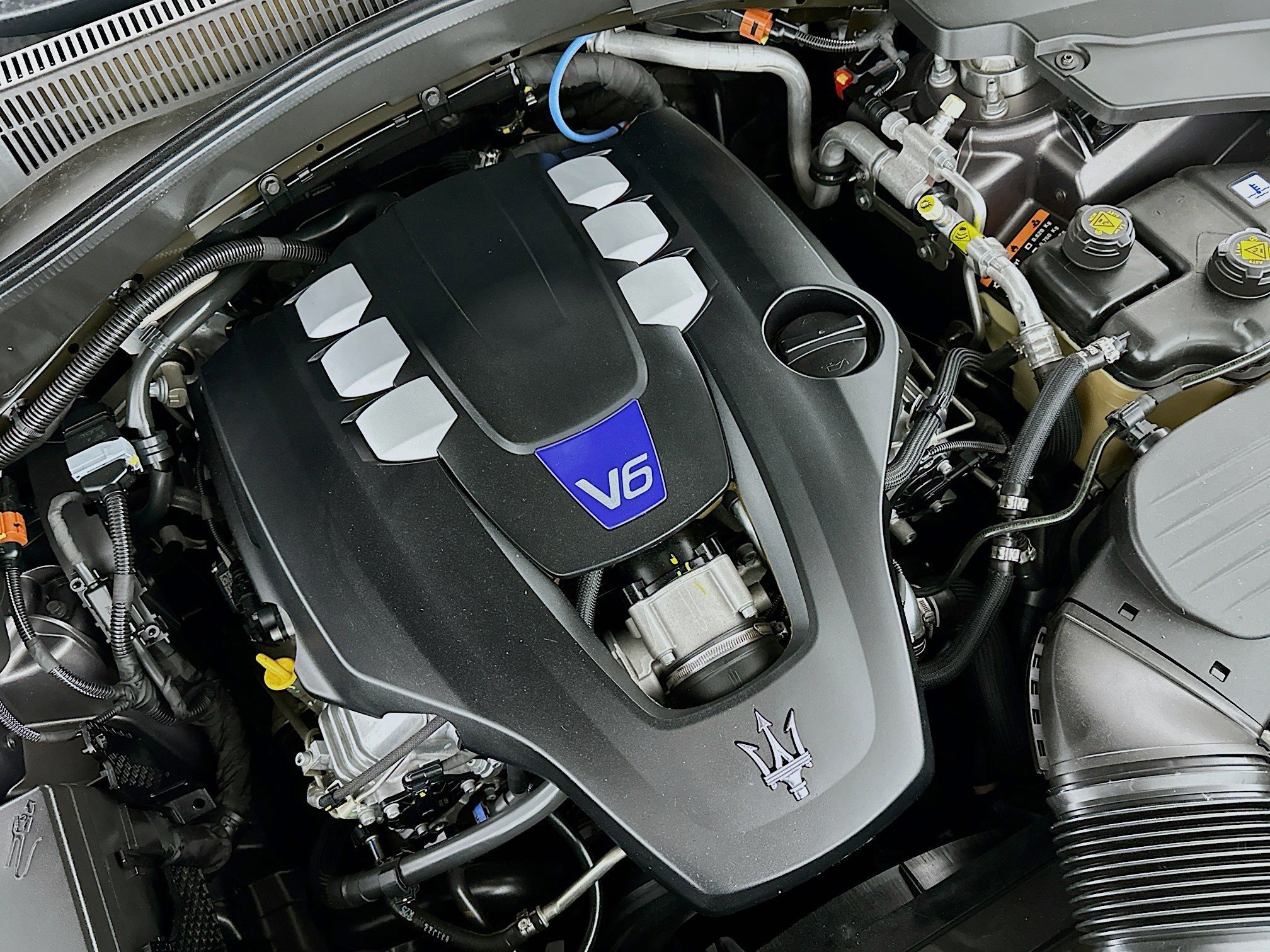 Used 2023 Maserati Levante Modena image 33