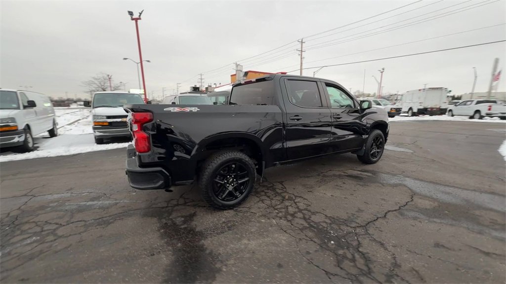 Used 2022 Chevrolet Silverado 1500 Custom image 8