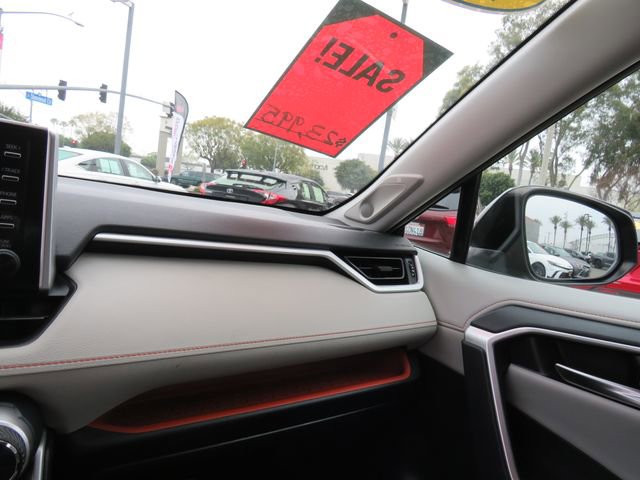 Used 2019 Toyota RAV4 Adventure image 29