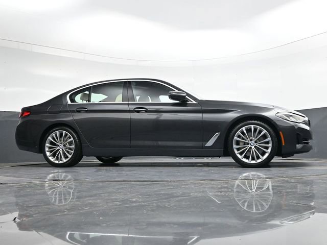 Used 2021 BMW 530i w/ Premium Package image 29