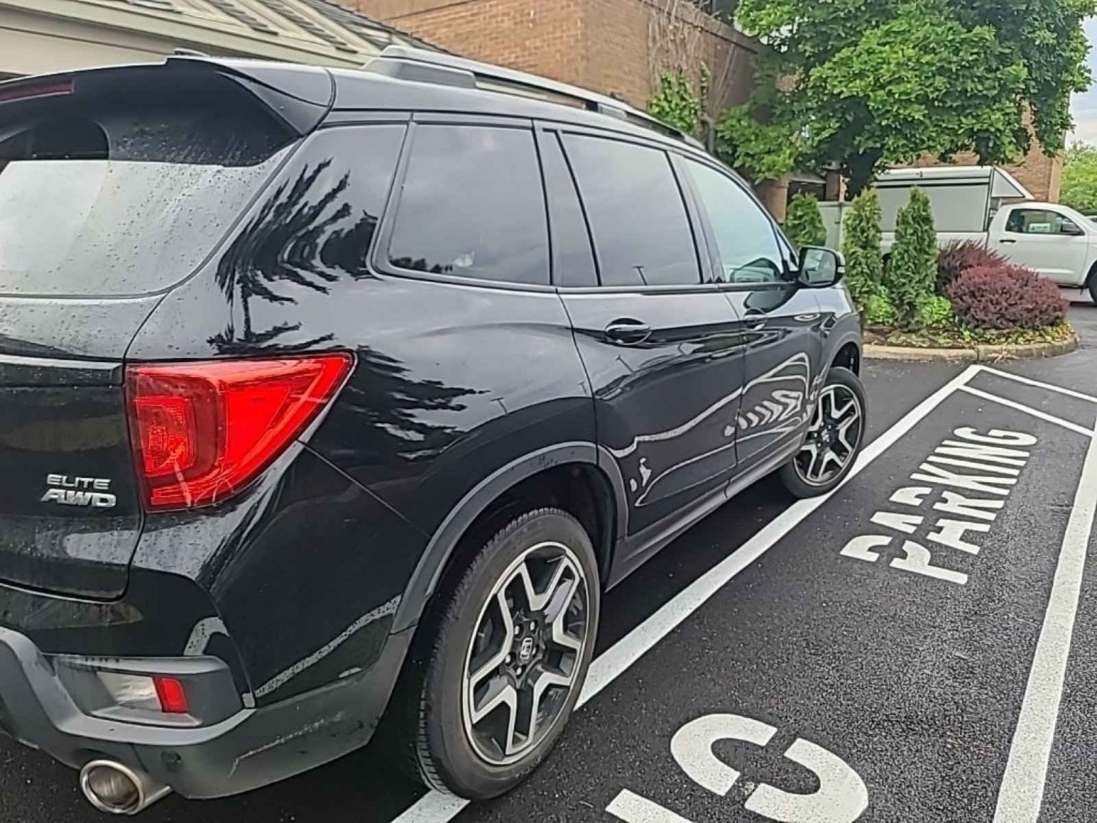 Used 2023 Honda Passport Elite image 8