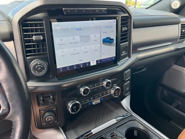 Used 2021 Ford F150 Platinum w/ FX4 Off-Road Package AWD/4WD image 17