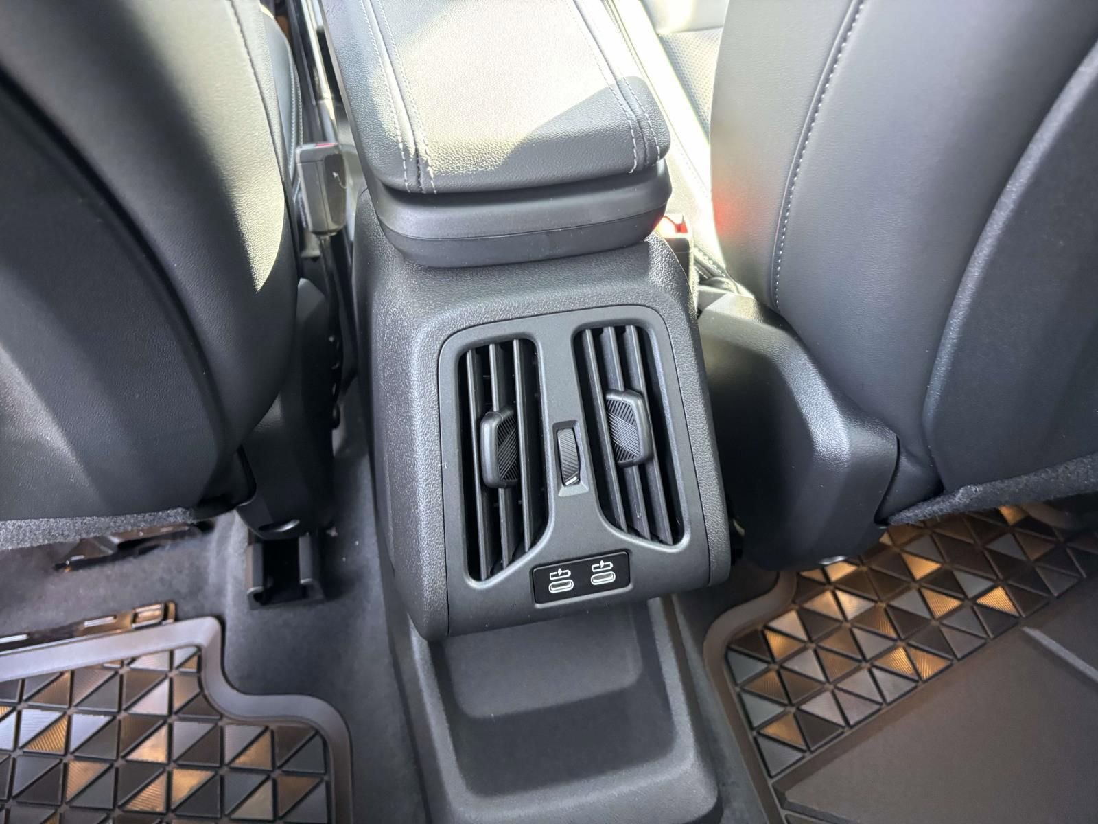 New 2026 BMW X1 xDrive28i w/ Technology Package image 33