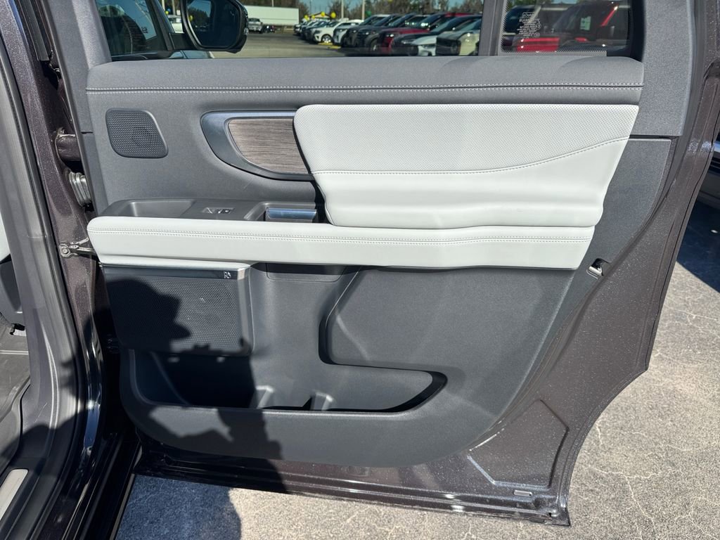 New 2025 Ford Expedition Max Platinum w/ Platinum Ultimate Package image 21