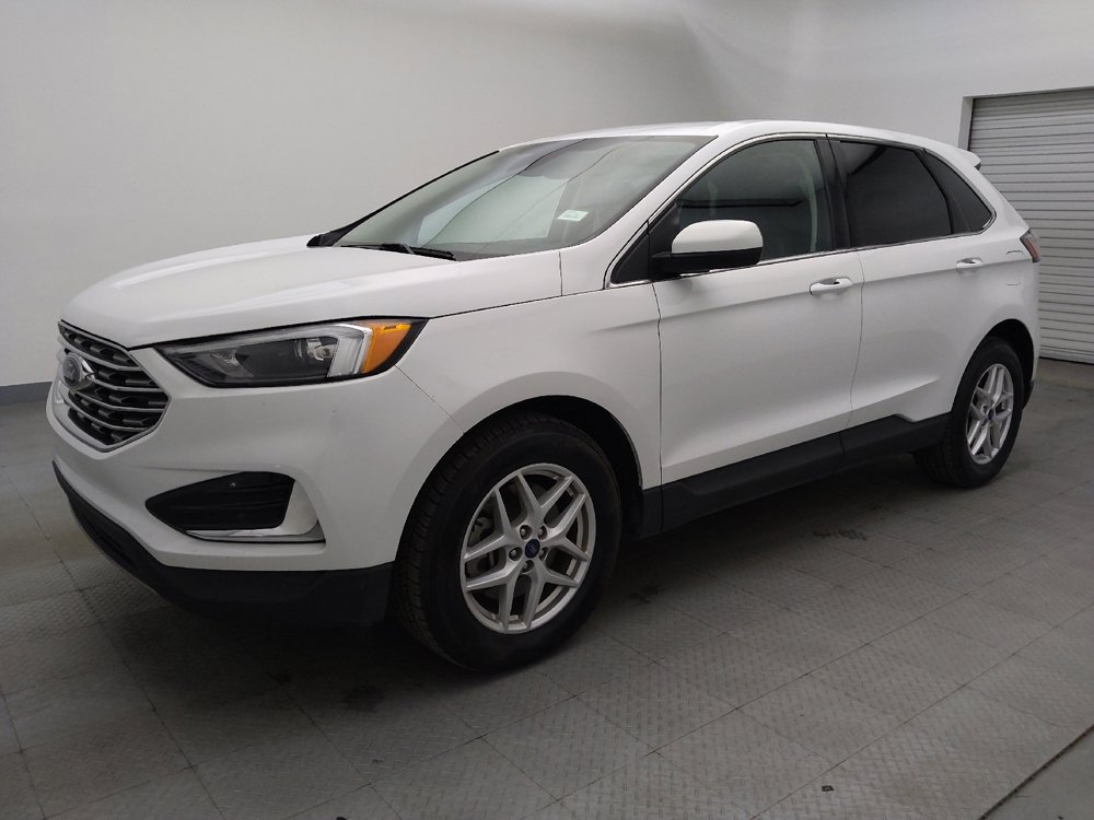 Used 2022 Ford Edge SEL image 2