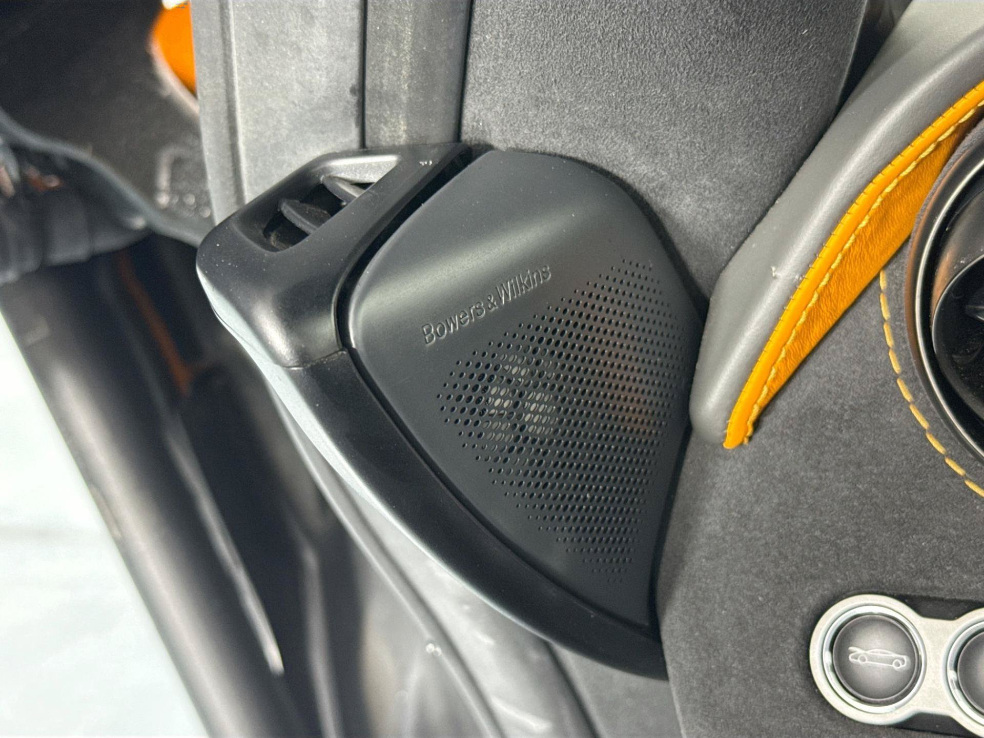 Used 2022 McLaren 720S Spider RWD image 20