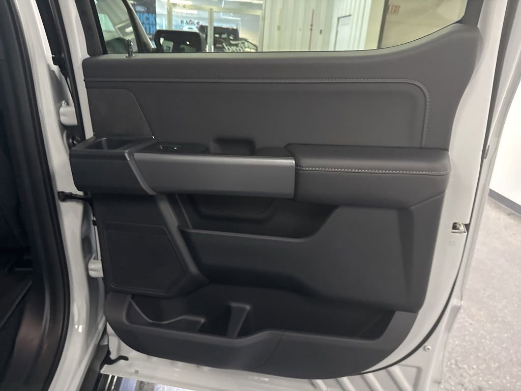 New 2026 Ford F150 XLT w/ Equipment Group 302A MID AWD/4WD image 35