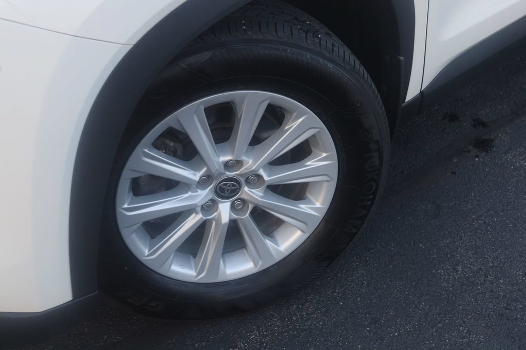 Used 2024 Toyota Grand Highlander AWD image 21