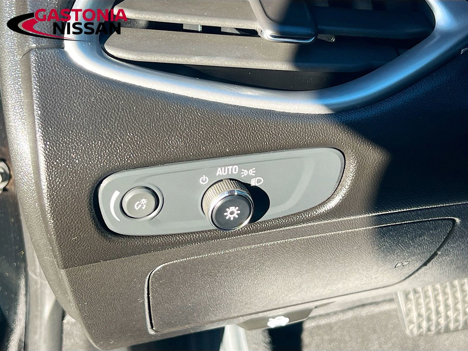 Used 2024 Chevrolet Malibu LT image 13