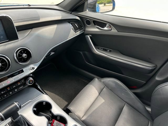 Used 2020 Kia Stinger GT RWD image 28