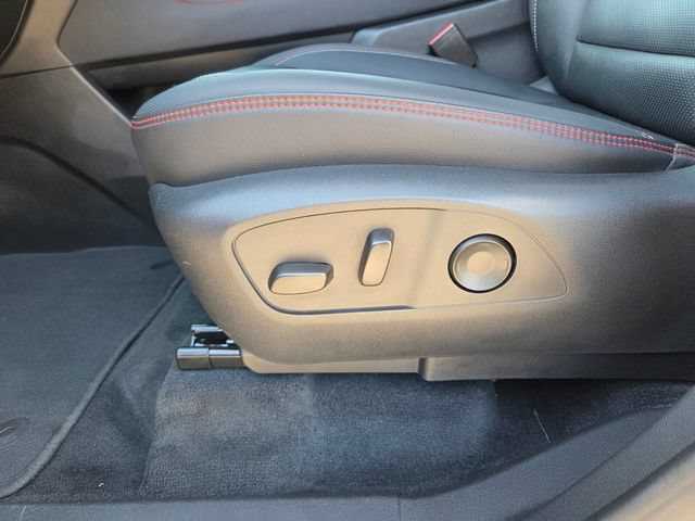 Certified 2024 Chevrolet Traverse RS FWD image 29