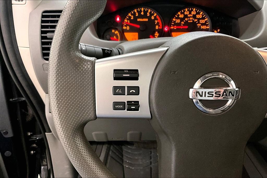 Used 2019 Nissan Frontier SV AWD/4WD image 12
