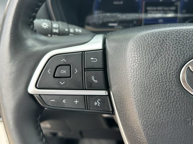 Used 2024 Toyota Grand Highlander AWD image 13