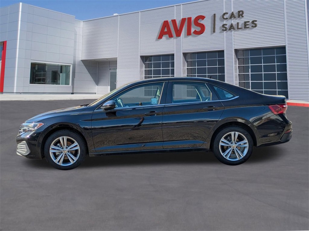 Used 2024 Volkswagen Jetta SE image 10