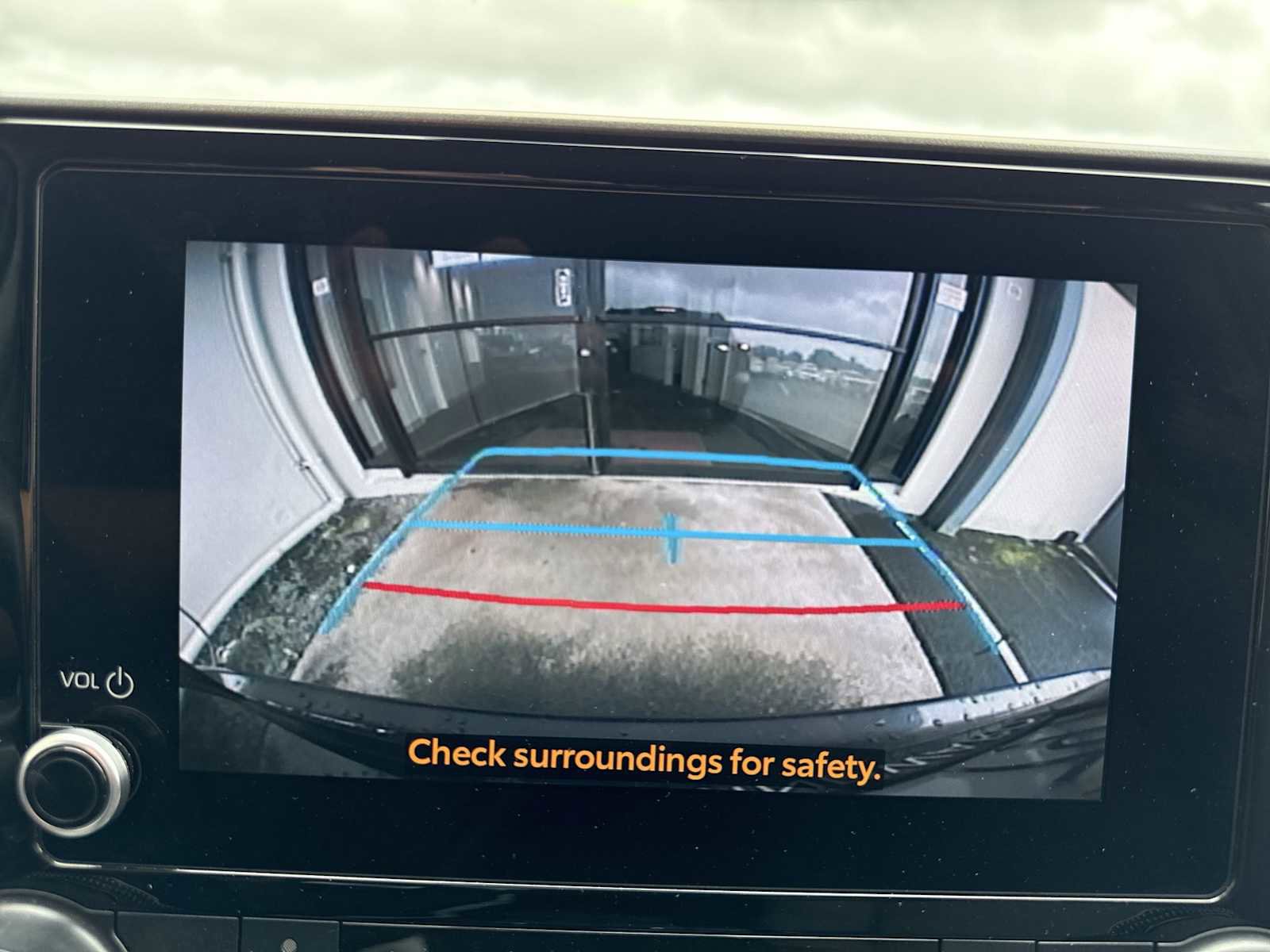 Used 2023 Toyota Highlander L FWD image 18