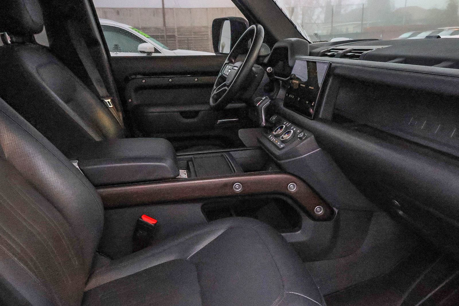 Certified 2023 Land Rover Defender 130 X AWD/4WD image 17