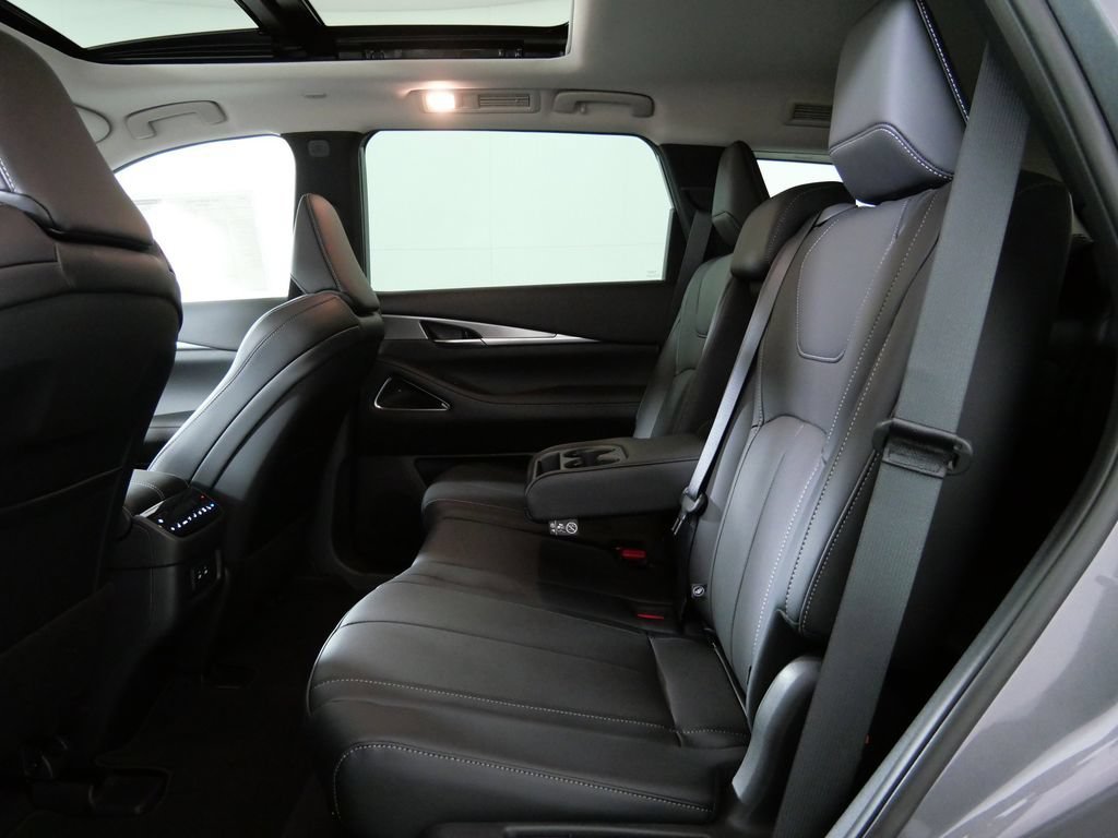 New 2027 INFINITI QX60 Luxe w/ Cargo Package AWD/4WD image 16