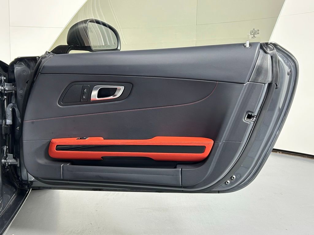 Used 2017 Mercedes-Benz AMG GT Coupe image 11