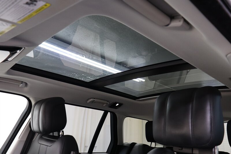 Used 2019 Land Rover Range Rover Supercharged AWD/4WD image 15
