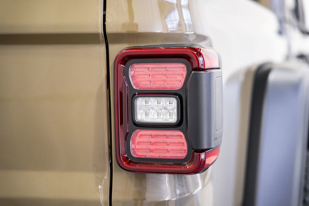 New 2026 Jeep Gladiator Mojave image 6