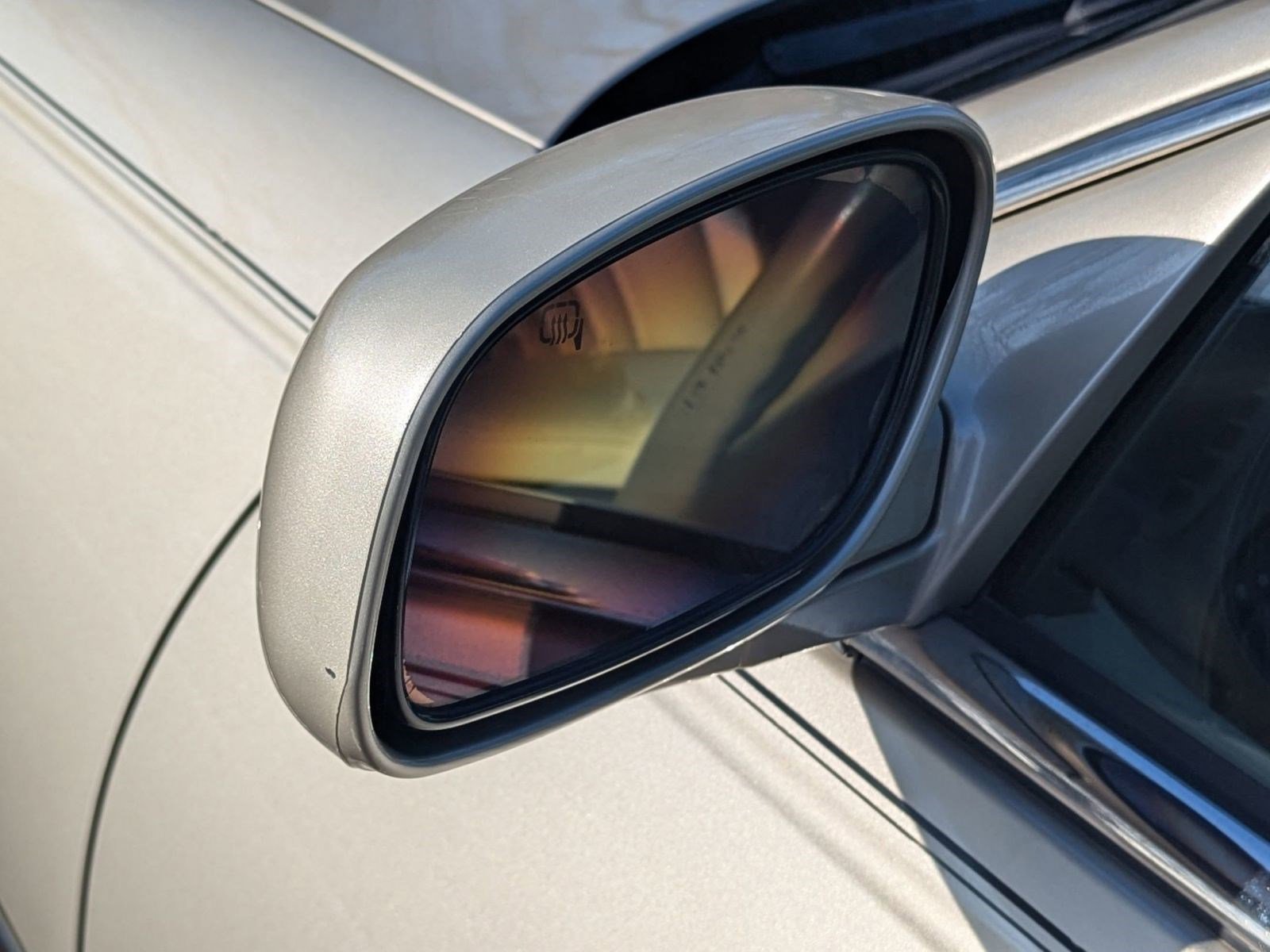 Used 2004 Lincoln Town Car Signature image 18