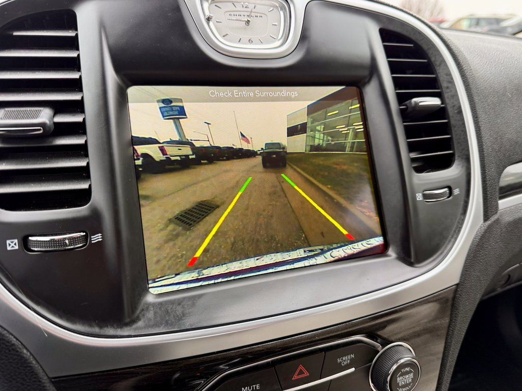 Used 2017 Chrysler 300 Limited w/ Value Package image 24