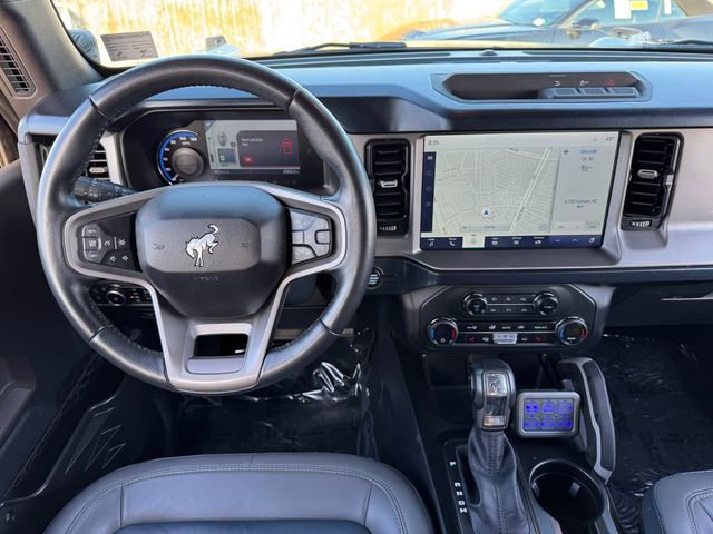 Used 2023 Ford Bronco Outer Banks image 9
