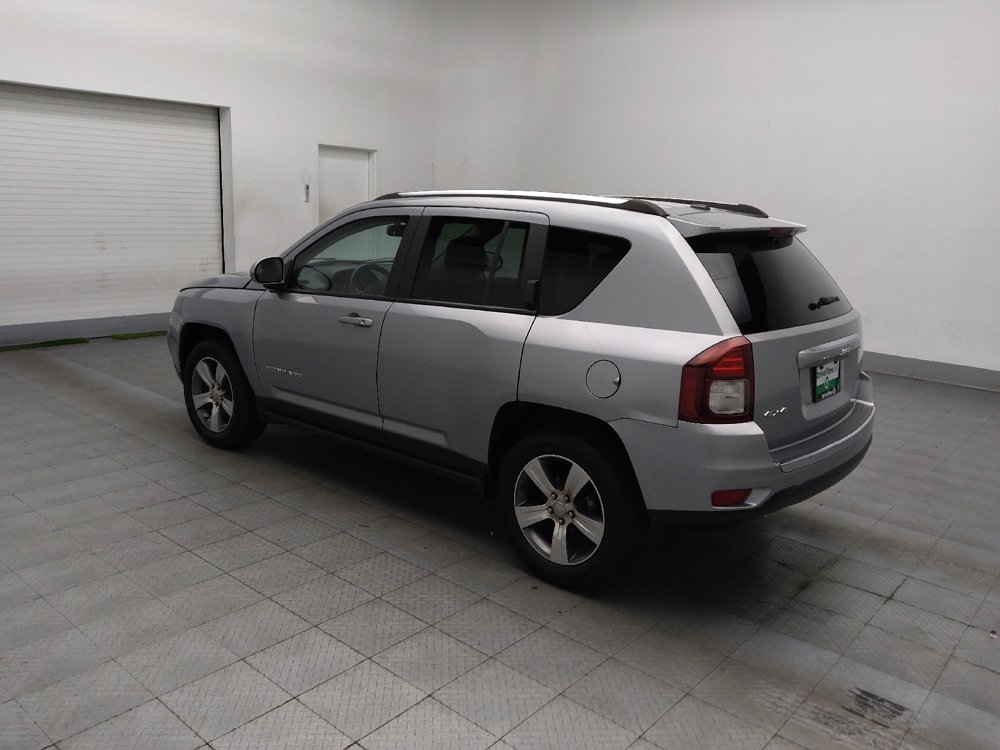 Used 2017 Jeep Compass High Altitude image 3